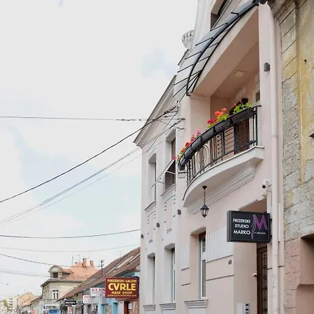 公寓 Zemun Center Lux 3 Bedroom